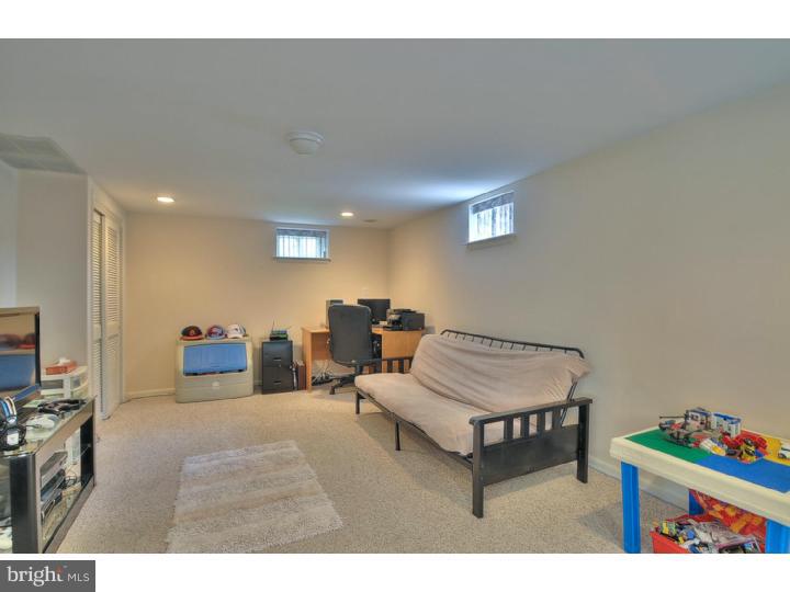 910 Chesterfield Road Barrington, NJ 08033 - Photo 19 of 25 Game Room
