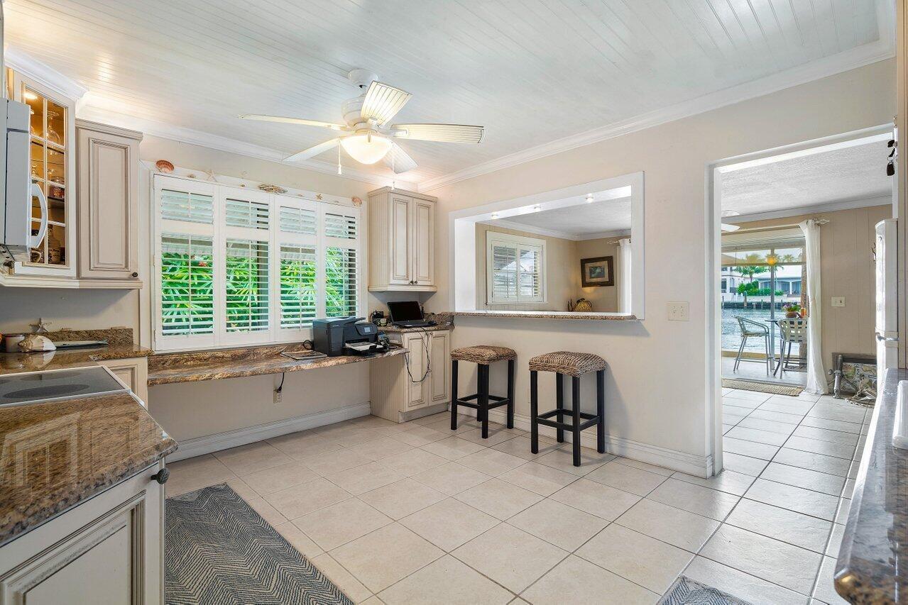 11091 Ellison Wilson Road North Palm Beach, FL 33408 - Photo 21 of 47 Interior Kitchen