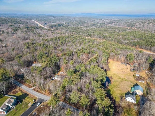 $275,000 | M20-l45 Green Road, Raymond, NH 03077
