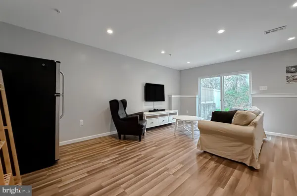 $395,000 | 339 English Oak Lane, Prince Frederick, MD 20678