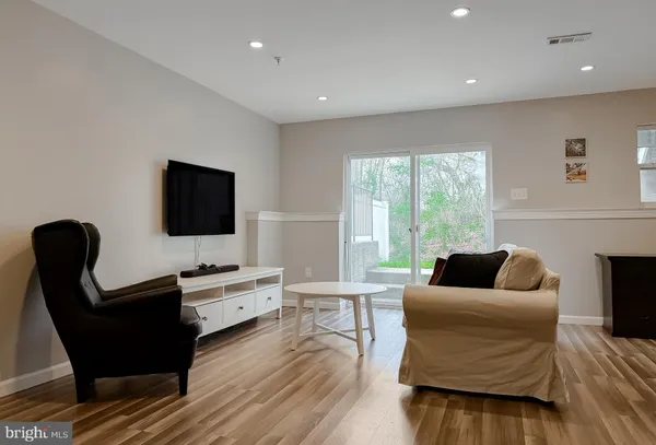 $395,000 | 339 English Oak Lane, Prince Frederick, MD 20678