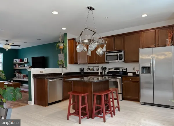 $395,000 | 339 English Oak Lane, Prince Frederick, MD 20678