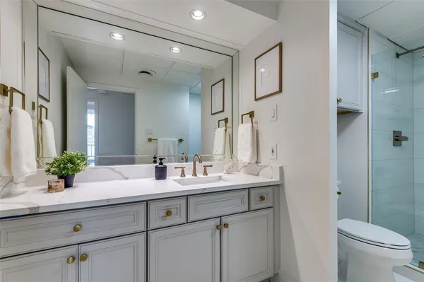 $635,000 | 3310 Fairmount Street, Unit 12E, Dallas, TX 75201