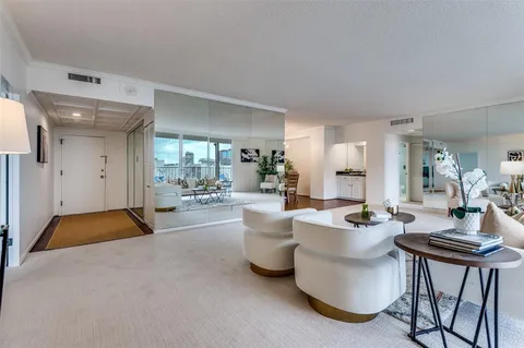 $650,000 | 3310 Fairmount Street, Unit 12E, Dallas, TX 75201