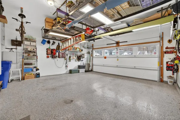 $1,595,000 | 44 Spring Meadow Court, Somers, NY 10589