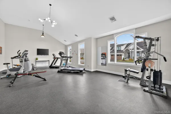 $1,595,000 | 44 Spring Meadow Court, Somers, NY 10589