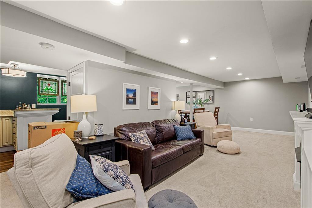 103 Bartley Road Pittsburgh, PA 15241 - Photo 31 of 41 Gallery Image 31