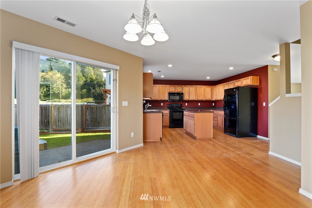 1317 191st Street Southeast Bothell, WA 98012 - Photo 8 of 25 Gallery Image 8