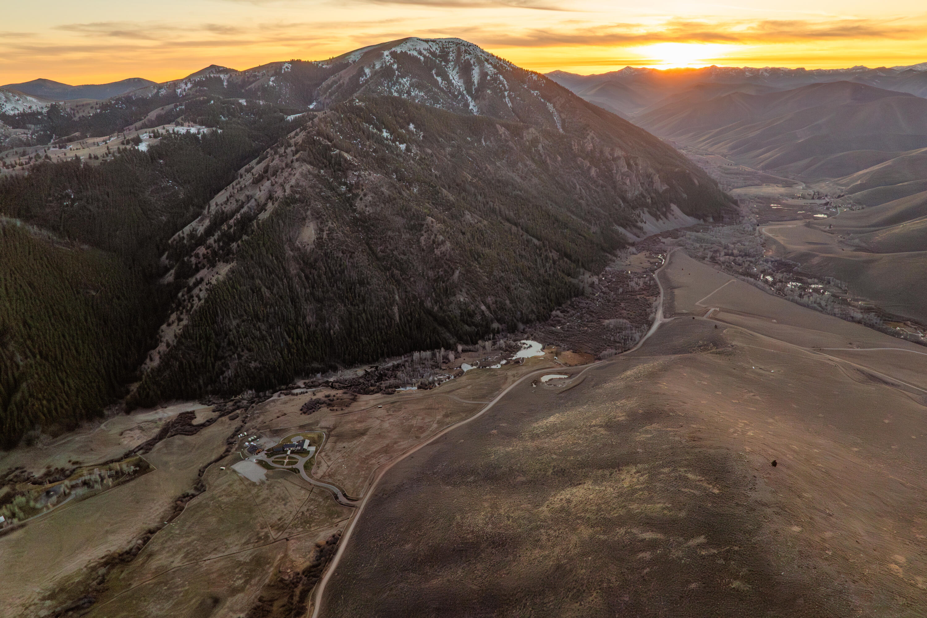 708 East Fork Road Hailey, ID 83333 - Photo 117 of 121 Pioneer Mountains