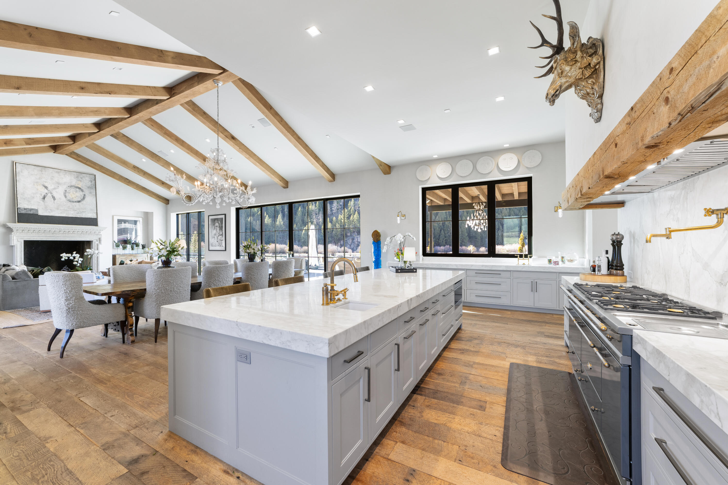 708 East Fork Road Hailey, ID 83333 - Photo 20 of 121 Kitchen
