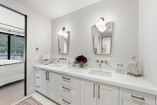 $25,000,000 | 708 East Fork Road, Hailey, ID 83333