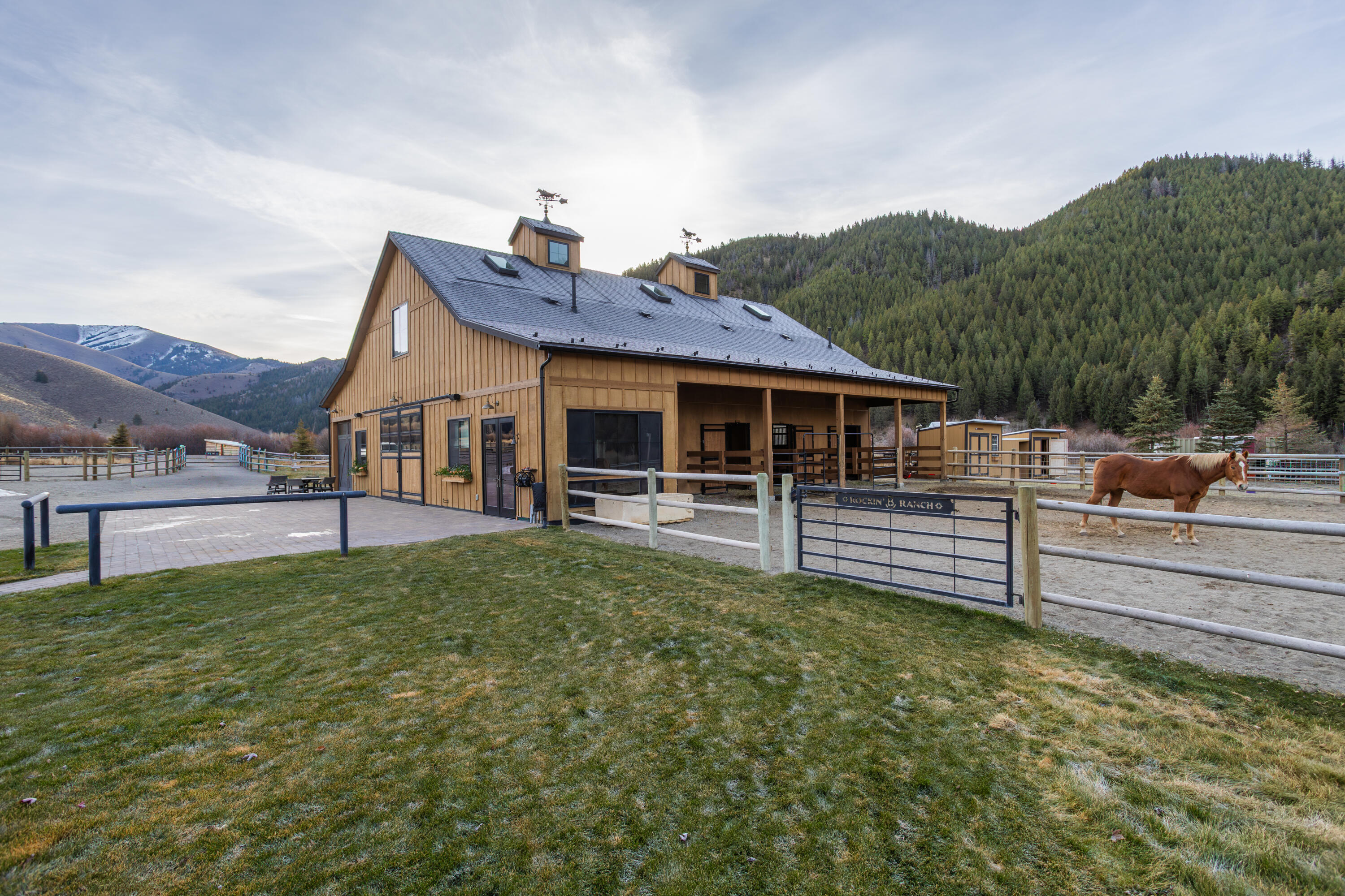 708 East Fork Road Hailey, ID 83333 - Photo 69 of 121 Barn