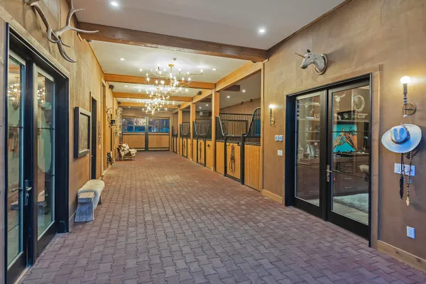 $25,000,000 | 708 East Fork Road, Hailey, ID 83333