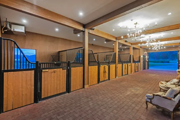 $25,000,000 | 708 East Fork Road, Hailey, ID 83333