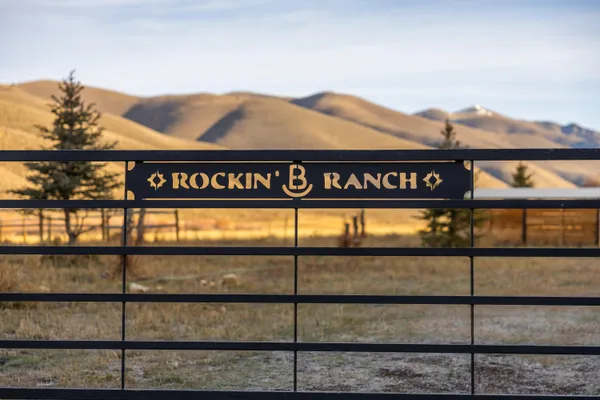 $25,000,000 | 708 East Fork Road, Hailey, ID 83333