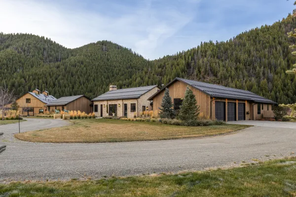 $25,000,000 | 708 East Fork Road, Hailey, ID 83333