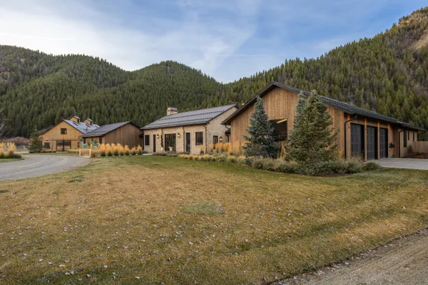 $25,000,000 | 708 East Fork Road, Hailey, ID 83333