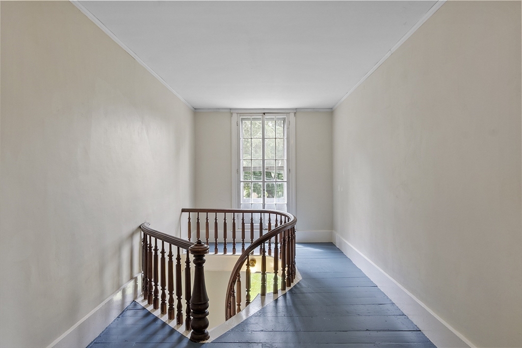 24 Maple Street Sterling, MA 01564 - Photo 14 of 38