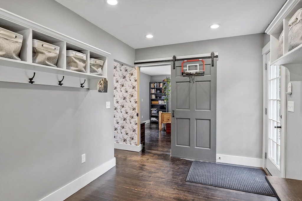 24 Maple Street Sterling, MA 01564 - Photo 33 of 38