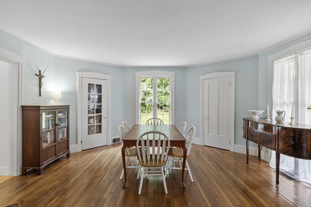 24 Maple Street Sterling, MA 01564 - Photo 5 of 38