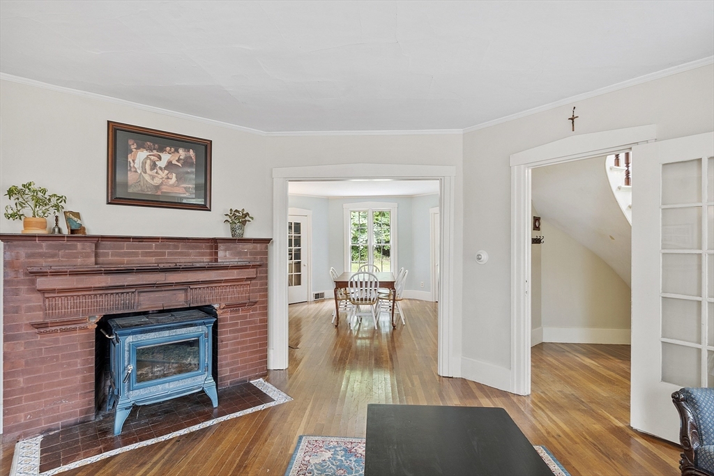 24 Maple Street Sterling, MA 01564 - Photo 10 of 38