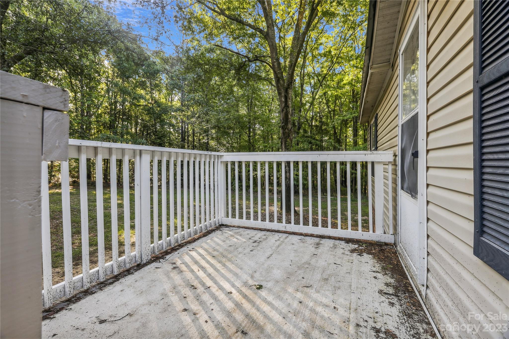 4670 Blade Run Road Edgemoor, SC 29712 - Photo 4 of 26 a view of a wooden fence