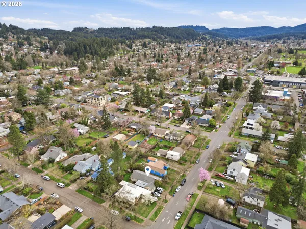 $639,000 | 2121 Hilyard Street, Eugene, OR 97405