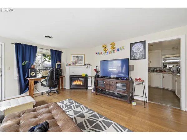 $639,000 | 2121 Hilyard Street, Eugene, OR 97405