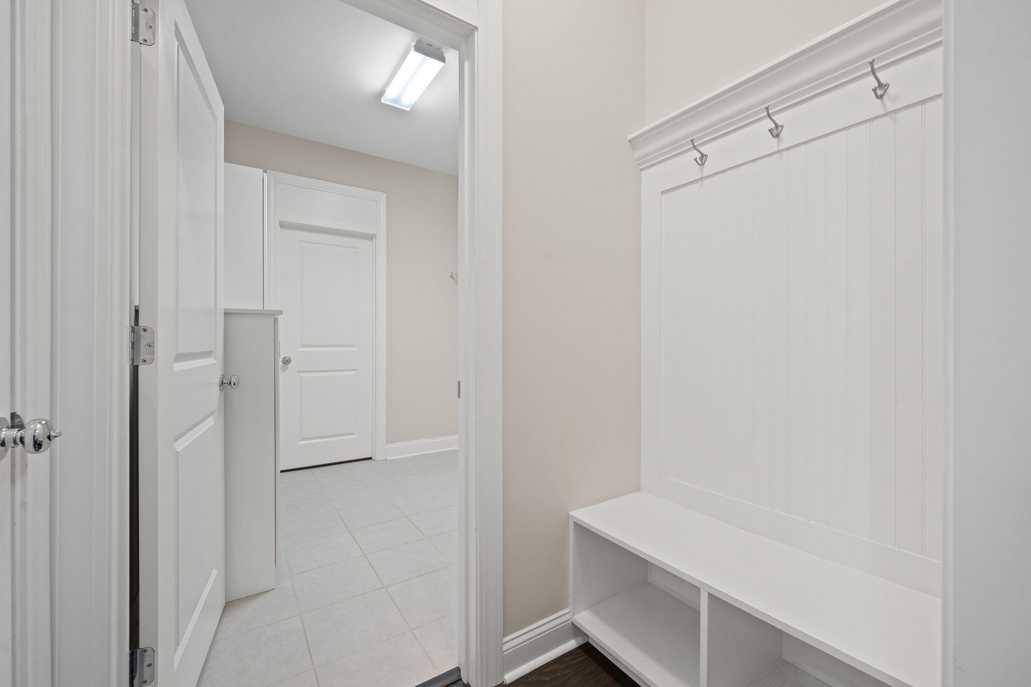 2012 Redback Drive Summerville, SC 29483 - Photo 39 of 57 Mudroom/Laundry Room