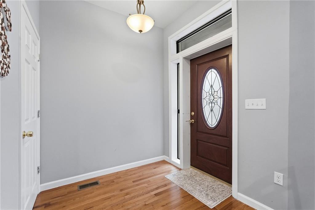 5443 Jackson Street Pittsburgh, PA 15206 - Photo 5 of 46 Entry with coat closet