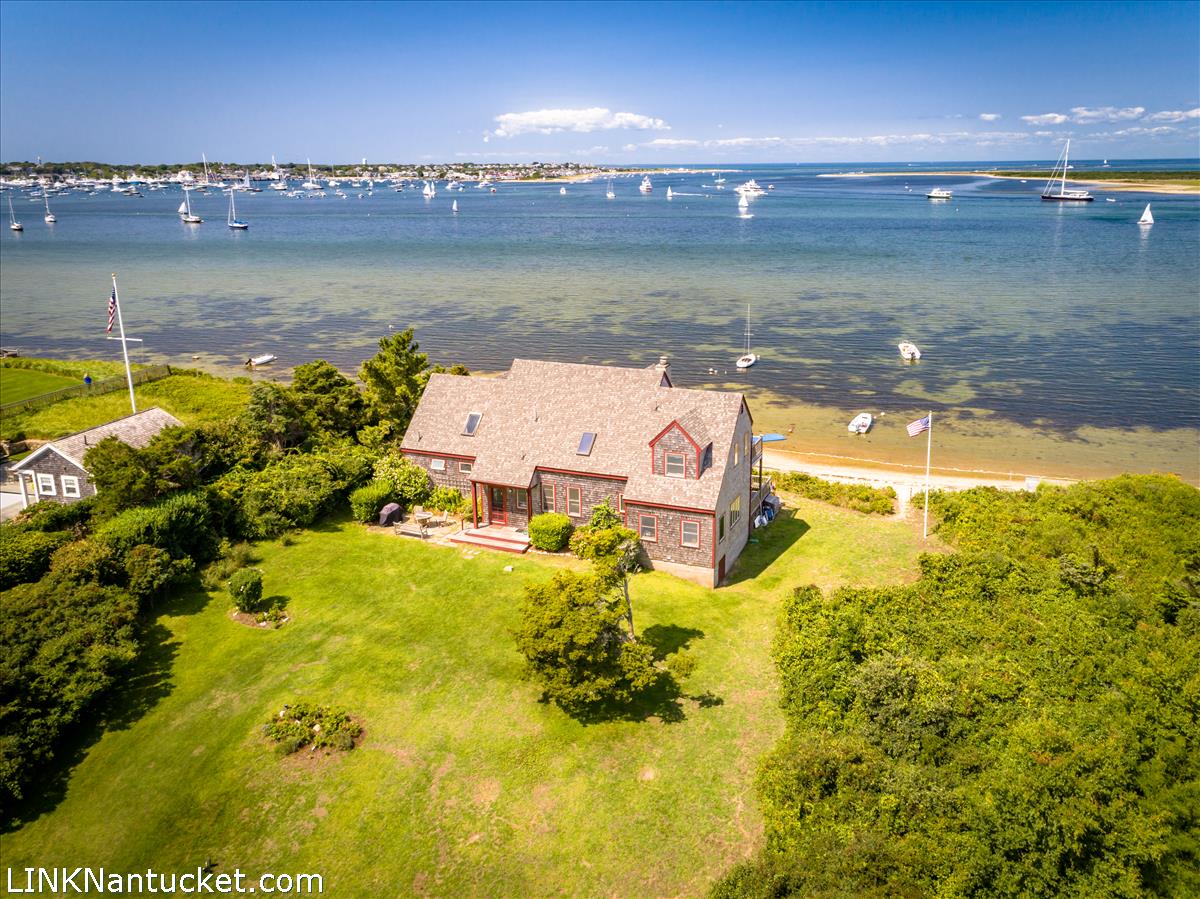 14 N Road Nantucket, MA 02554 - Photo 4 of 25 Gallery Image 4