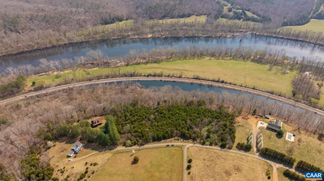 $150,000 | 1280 Jones Overlook, Howardsville, VA 24562
