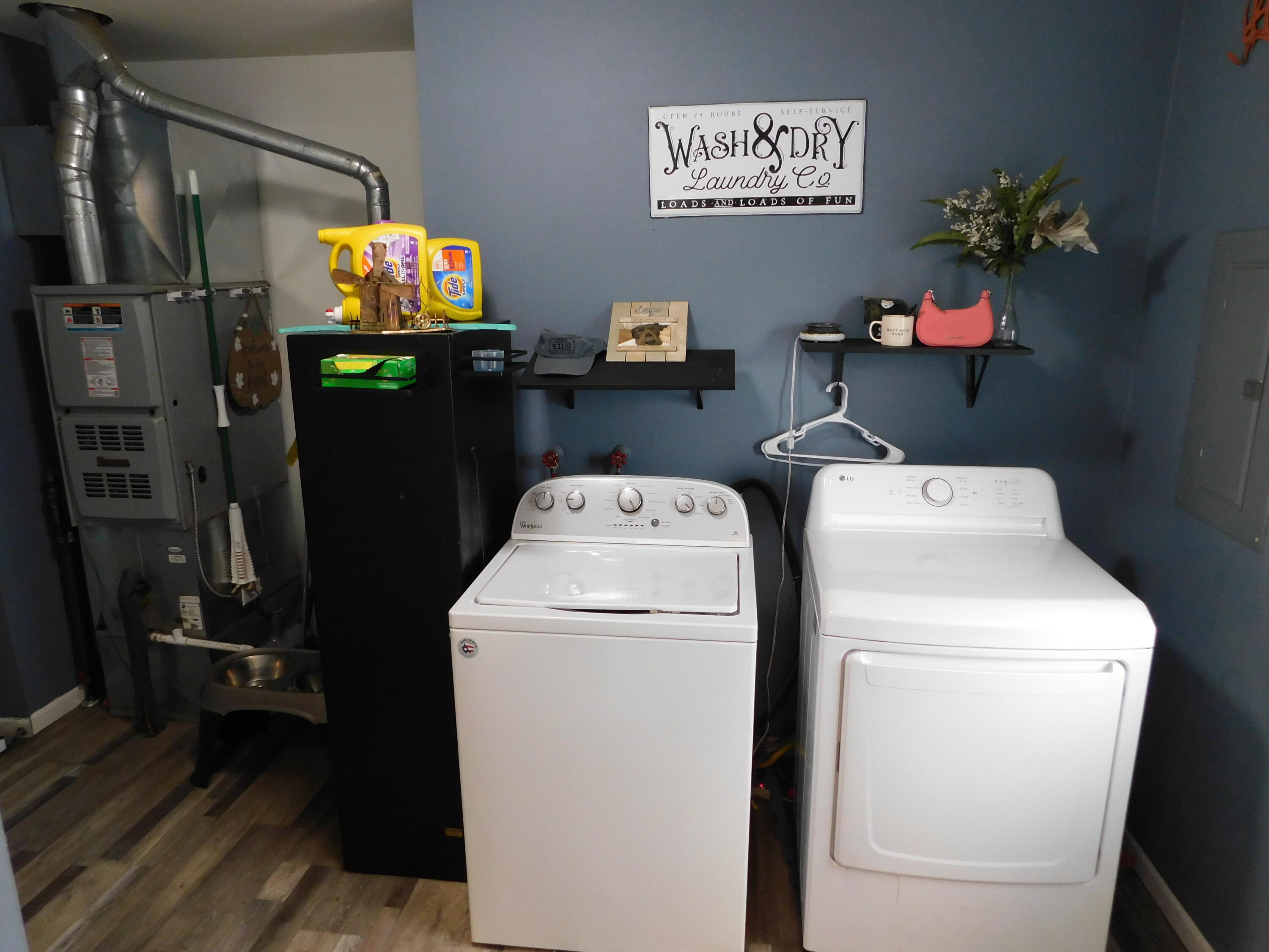 2347 Sloan Street Portage, IN 46368 - Photo 18 of 19 a utility room with dryer and washer