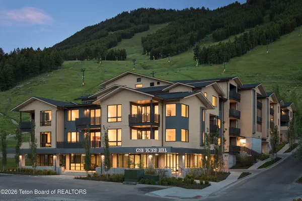 $2,800,000 | 680 South Cache Street, Unit 202, Jackson, WY 83001