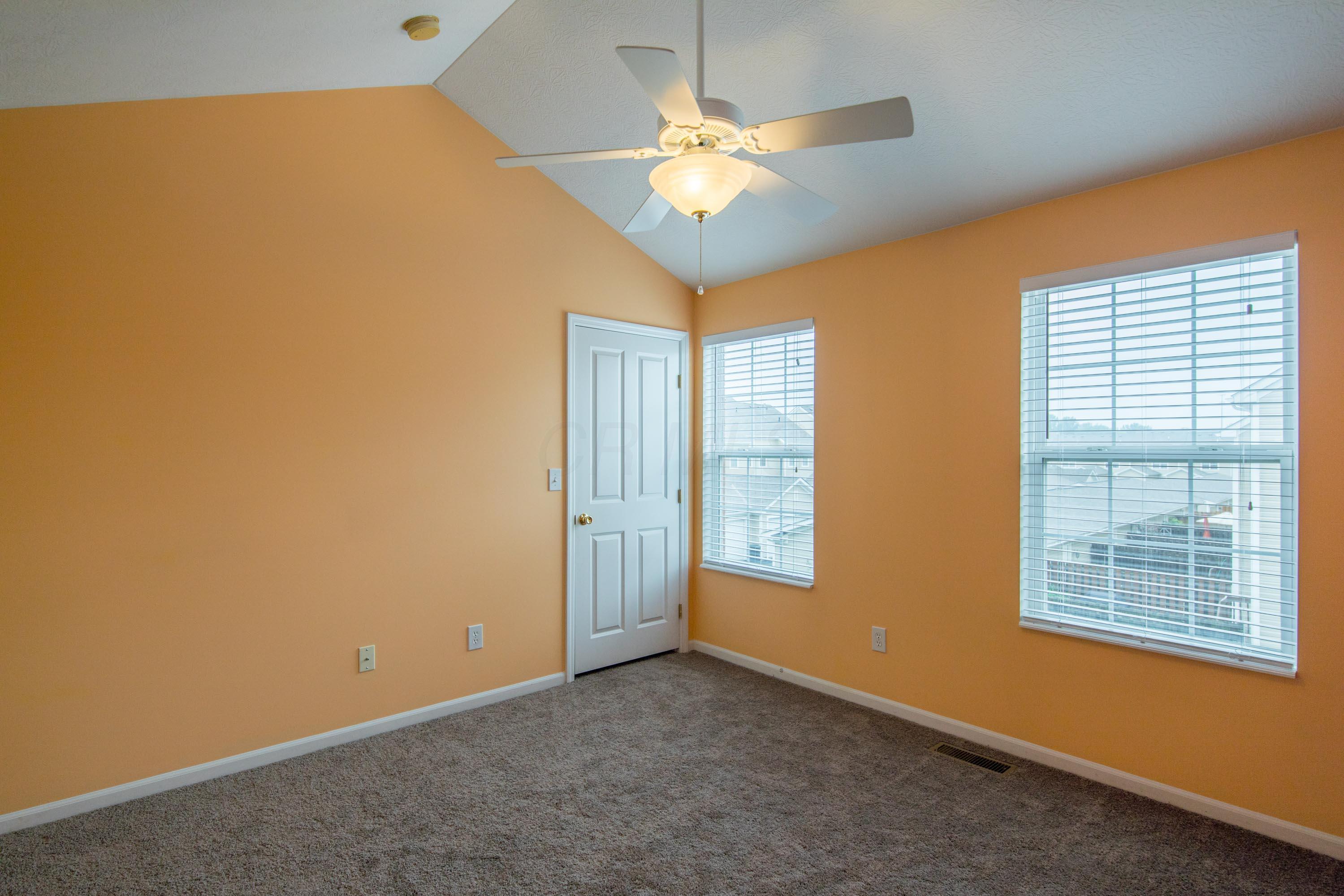 8271 Bruntsfield Road Columbus, OH 43235 - Photo 19 of 24