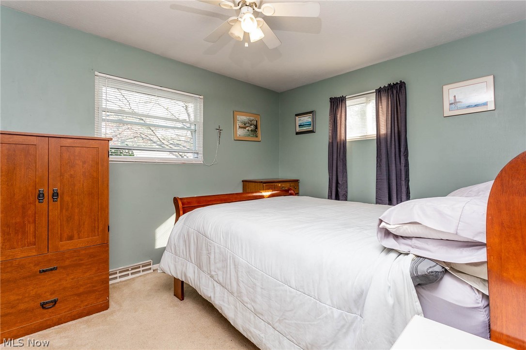 4290 Knickerbocker Road Sheffield Lake, OH 44054 - Photo 14 of 31 Gallery Image 14