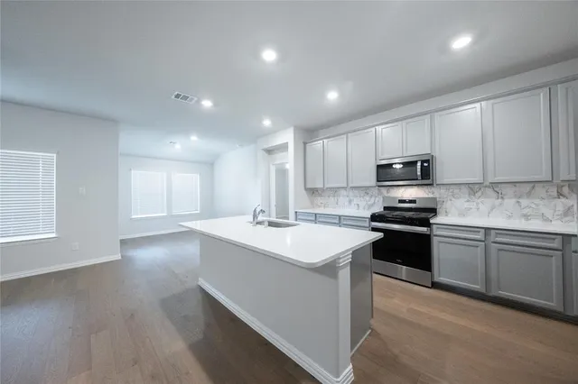 $374,990 | 5305 Inwood Drive, Denton, TX 76207