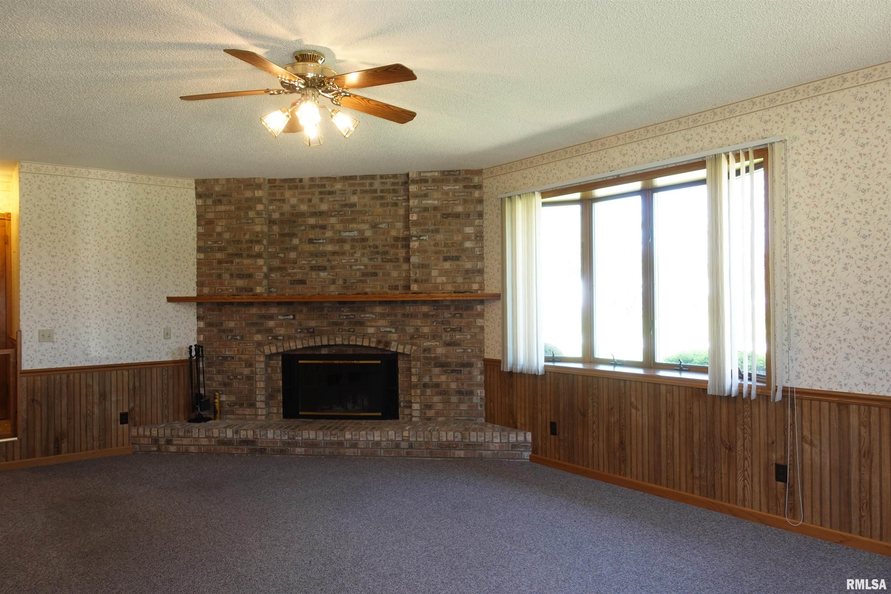 224 East Victoria Street Wataga, IL 61488 - Photo 20 of 38