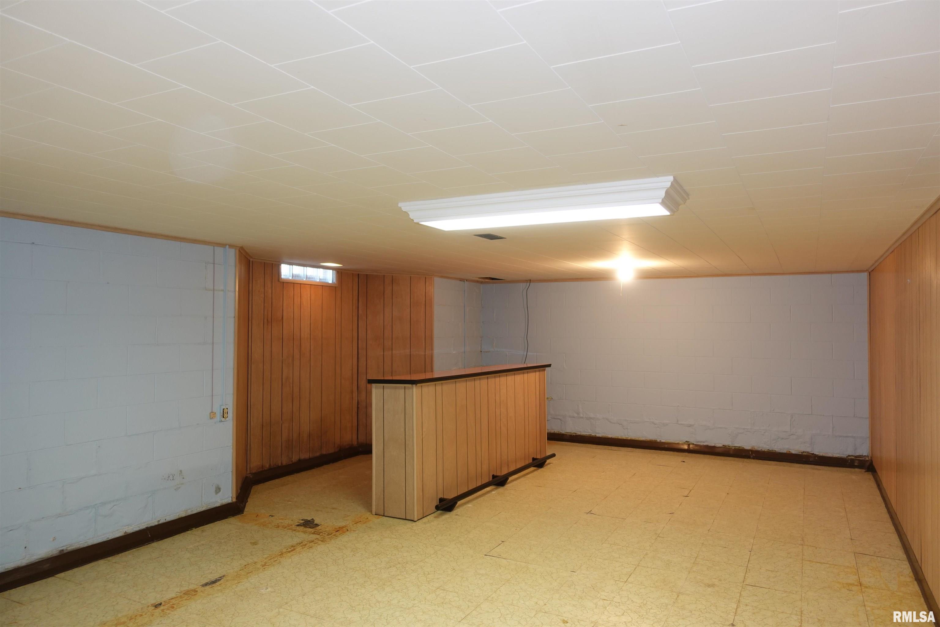 224 East Victoria Street Wataga, IL 61488 - Photo 35 of 38