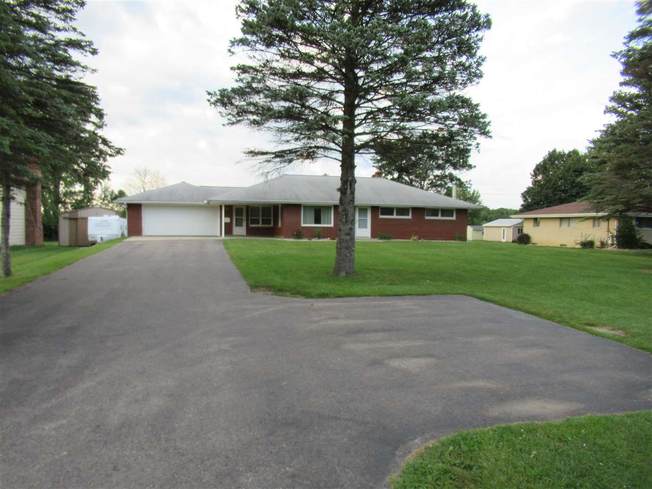 5103 East Mt Morris Road Mount Morris, MI 48458 - Photo 1 of 44 50053290.JPG