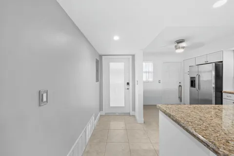 $479,500 | 3121 Northeast 51st Street, Unit 204E, Fort Lauderdale, FL 33308