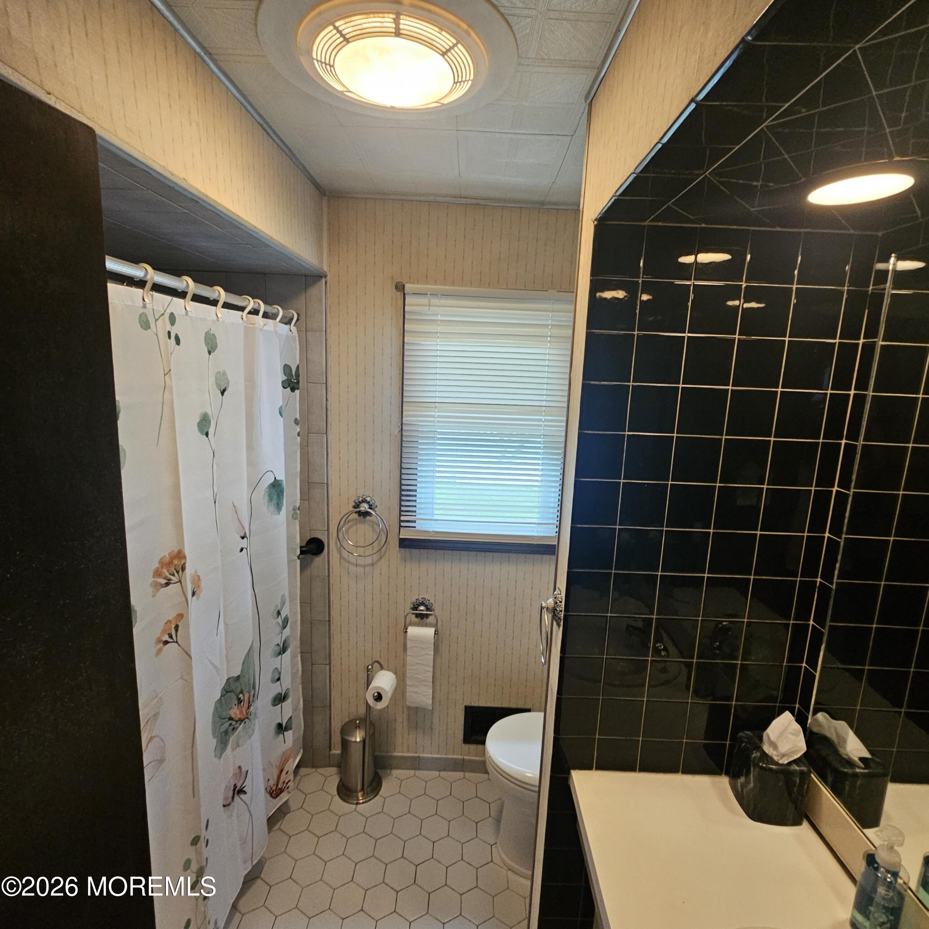 434 Shore Line Place Brick, NJ 08723 - Photo 22 of 40 bathroom 1