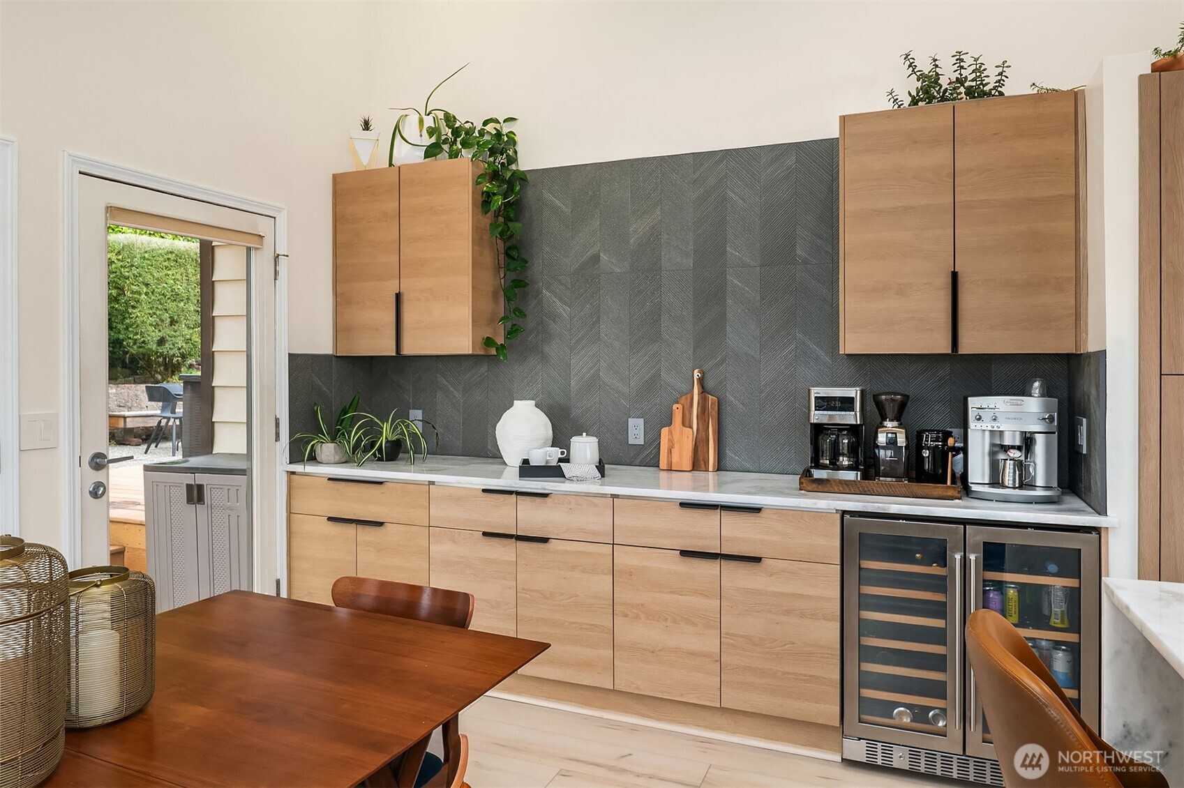 2910 West Smith Street Seattle, WA 98199 - Photo 16 of 40