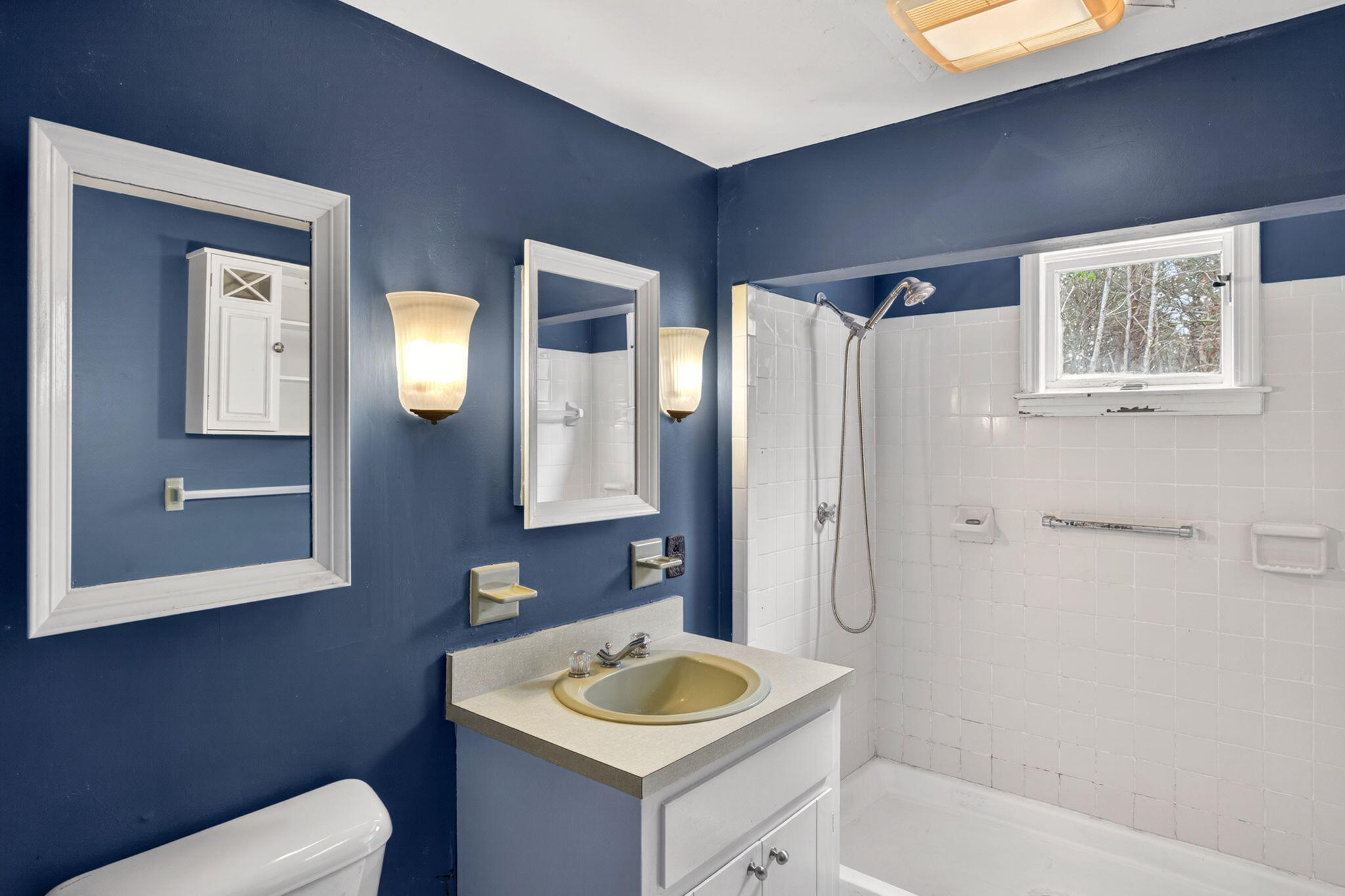 121 Captain Small Road South Yarmouth, MA 02664 - Photo 15 of 27 Bathroom 1