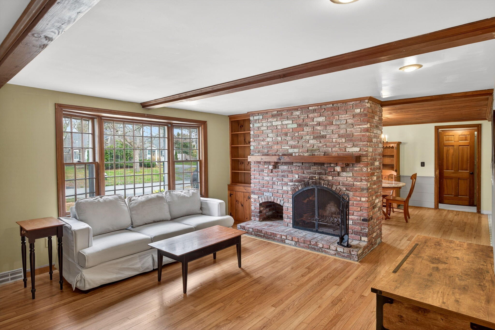 121 Captain Small Road South Yarmouth, MA 02664 - Photo 2 of 27 Living Area