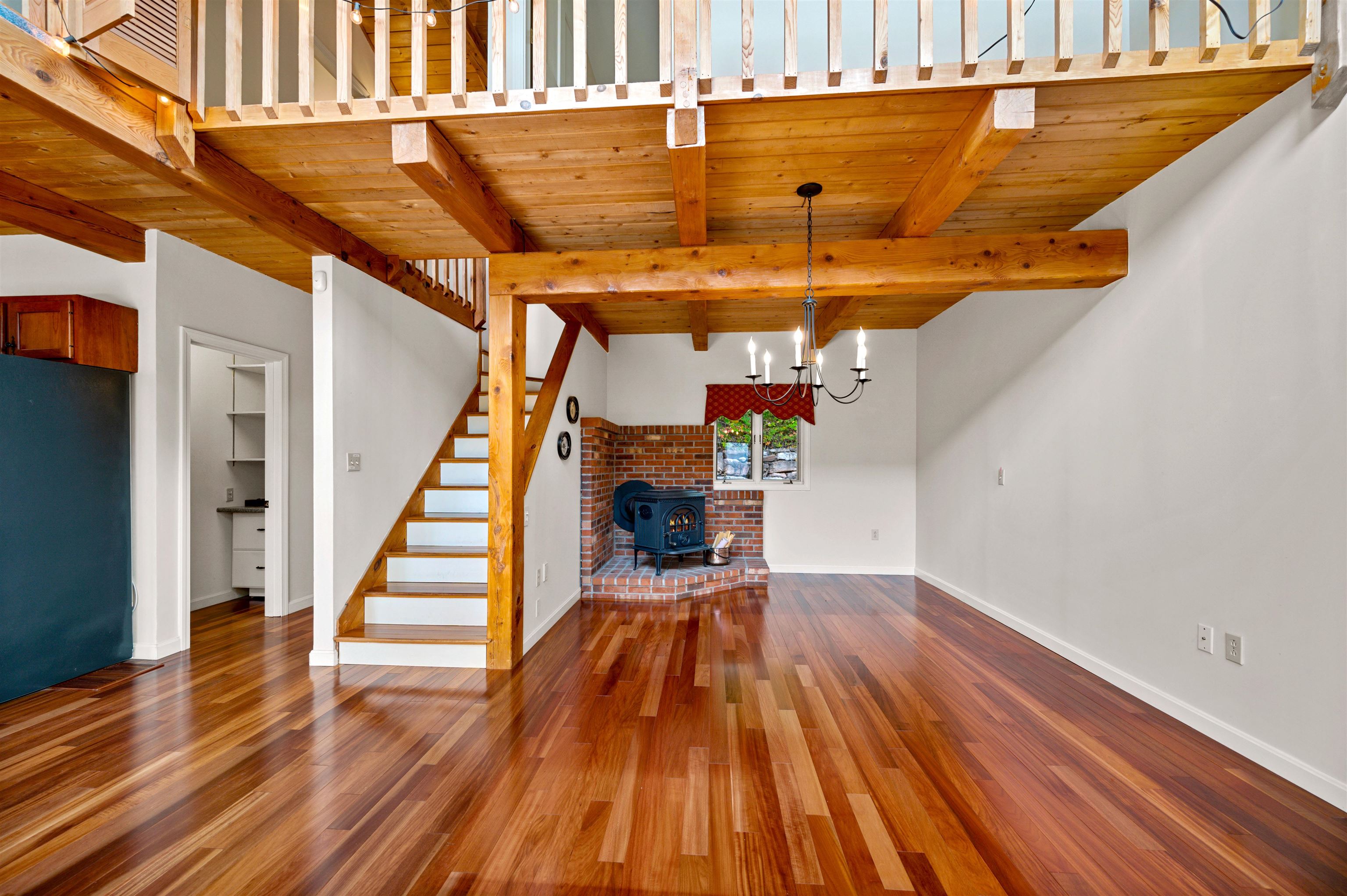 330 Cold Spring Road Milton, VT 05468 - Photo 6 of 40