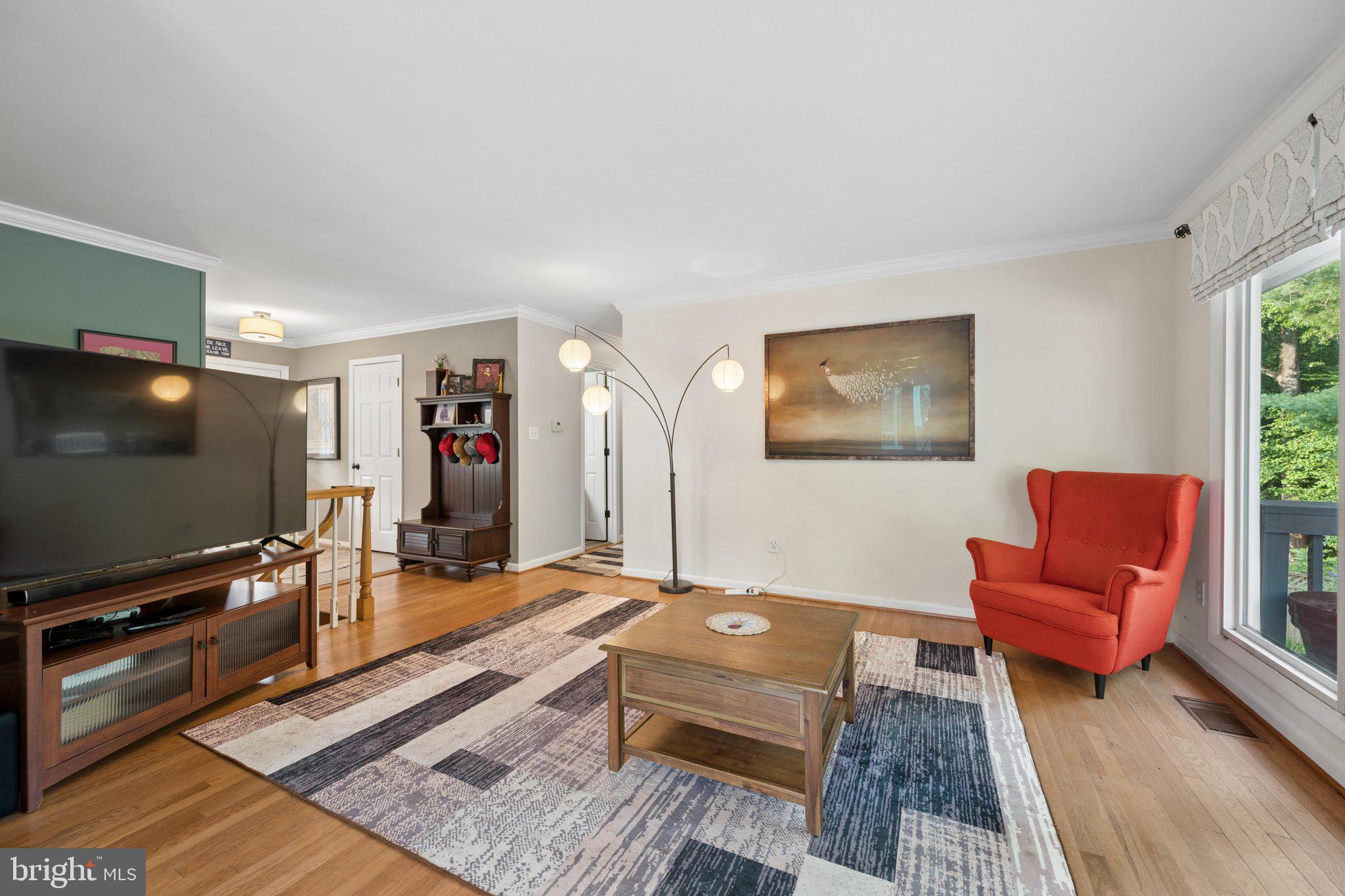 14007 Manorvale Road Rockville, MD 20853 - Photo 17 of 65 Living Room