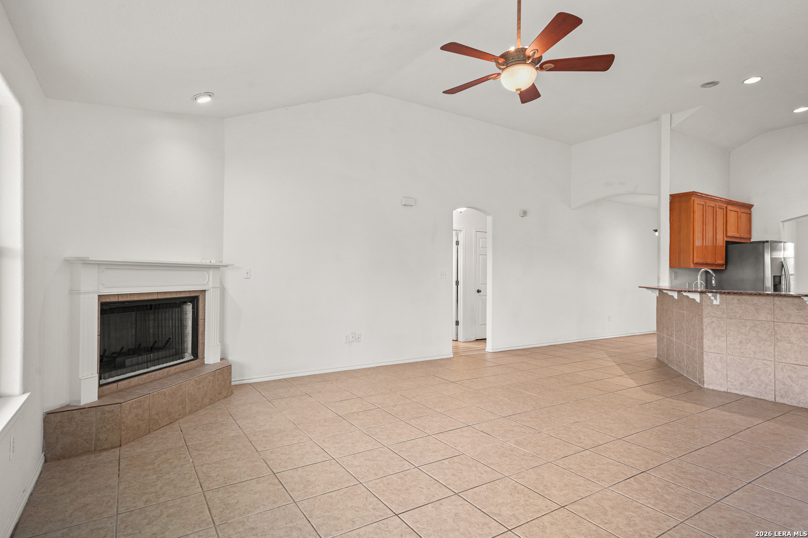 725 Cimarron Square Poteet, TX 78065 - Photo 21 of 37