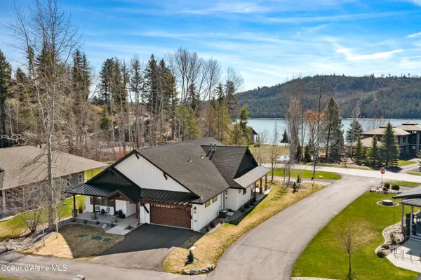 $1,575,000 | 403 Slaveck, Dover, ID 83825
