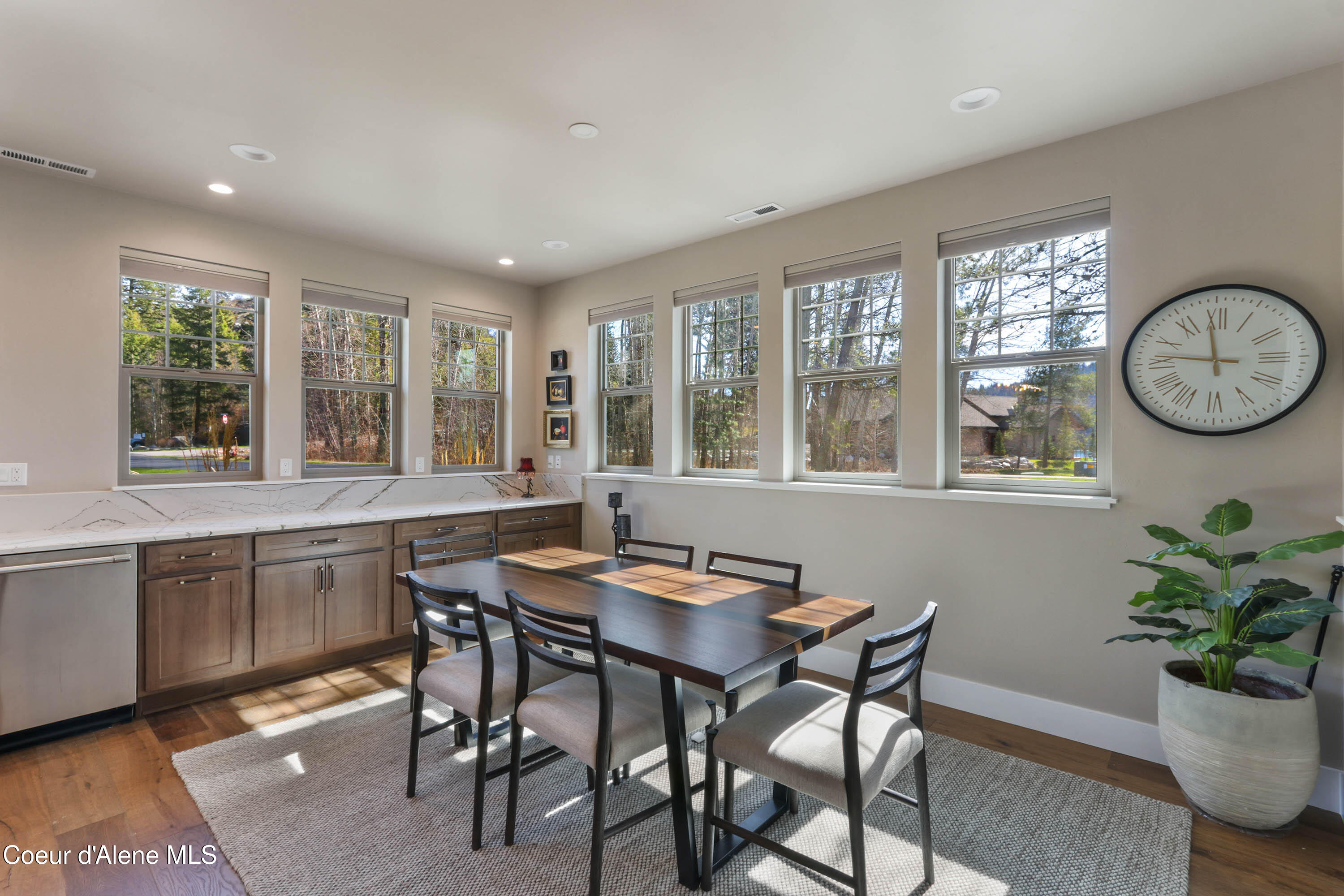 403 Slaveck Dover, ID 83825 - Photo 16 of 55 Dining Room
